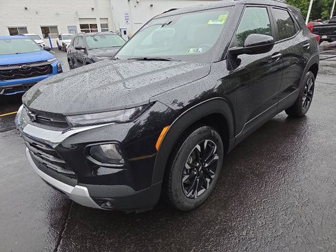 Used 2023 Chevrolet TrailBlazer LT w/ Convenience Package FWD image 7