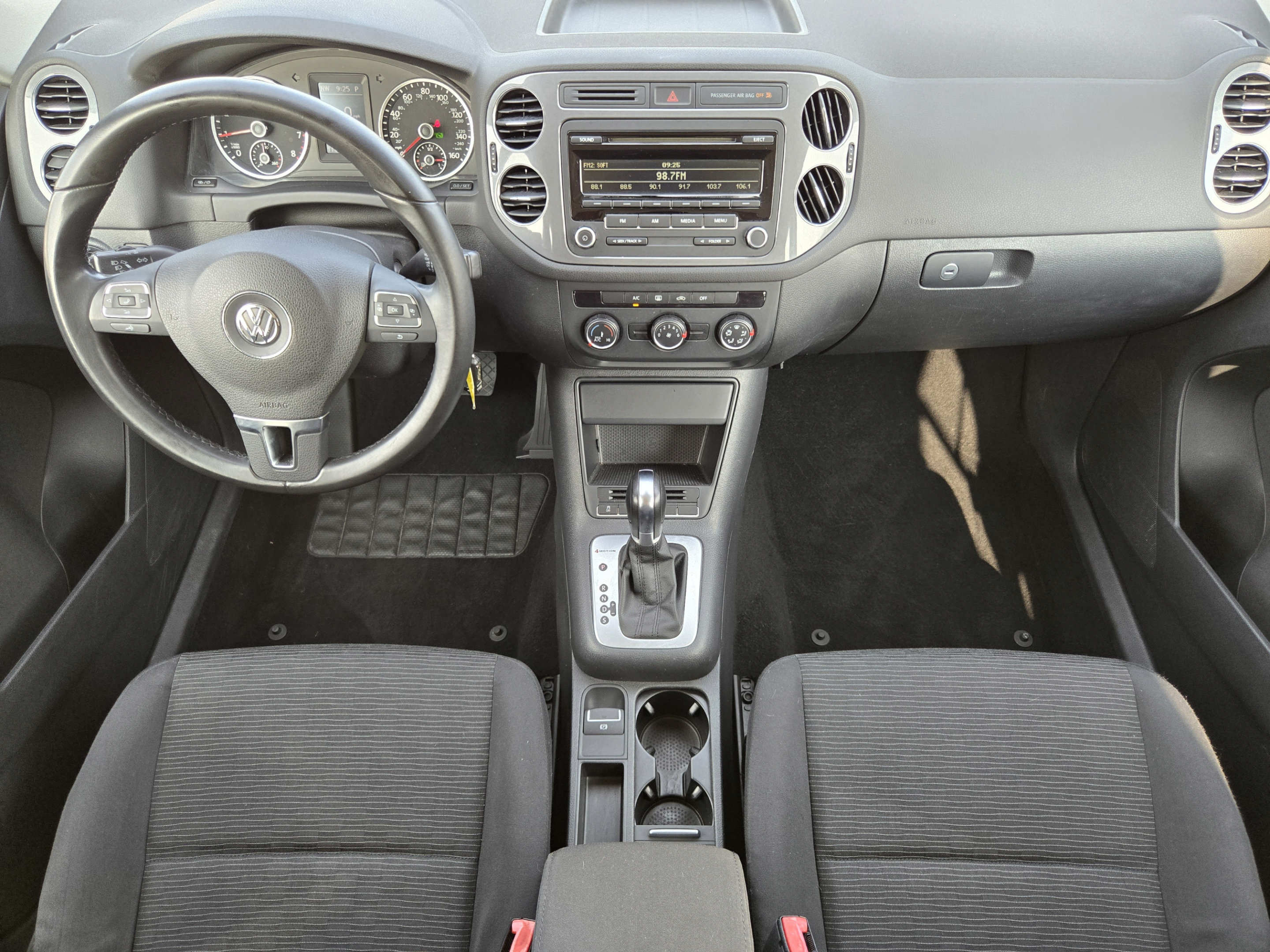 Used 2014 Volkswagen Tiguan S AWD/4WD image 22