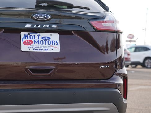 Used 2024 Ford Edge SEL w/ Convenience Package image 13