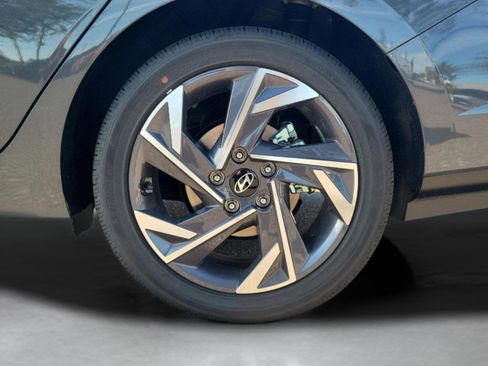 New 2026 Hyundai Elantra Limited image 5