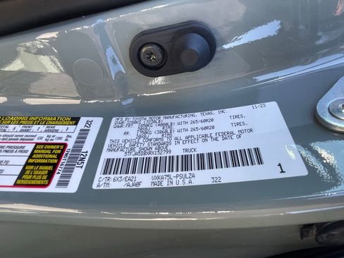 Used 2024 Toyota Tundra Limited image 13