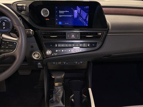 Certified 2024 Lexus ES 300h w/ Premium Package image 16