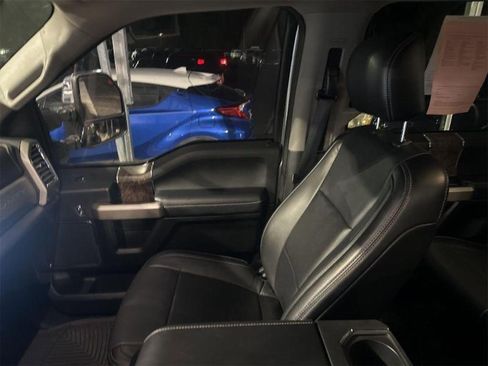 Used 2017 Ford F350 Lariat w/ Chrome Package image 14