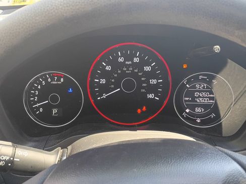 Used 2017 Honda HR-V EX image 21