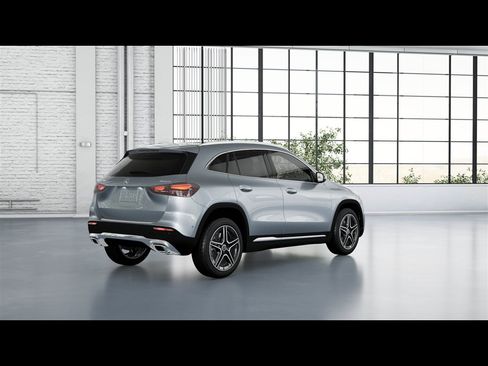 Certified 2026 Mercedes-Benz GLA 250 4MATIC image 16