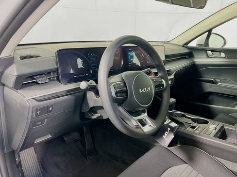 New 2026 Kia K5 LXS image 9