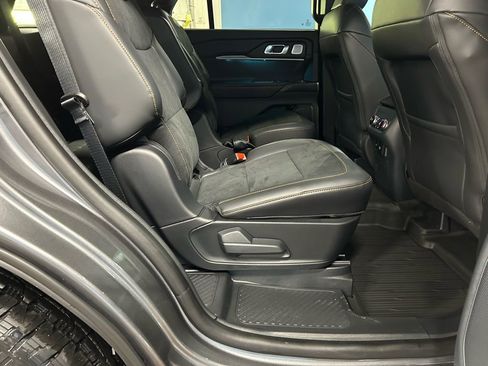 New 2026 Ford Explorer Tremor image 47