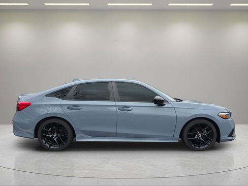 Used 2024 Honda Civic Sport image 5