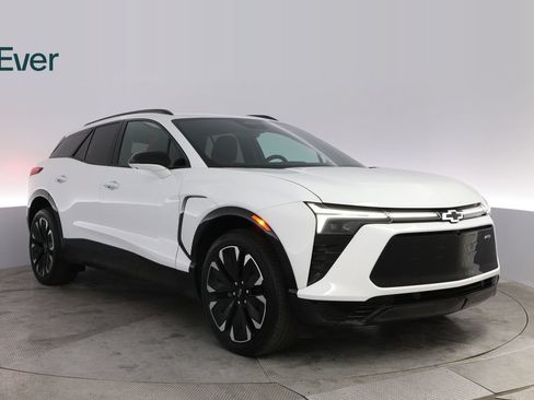 Used 2024 Chevrolet Blazer EV RS AWD/4WD image 13