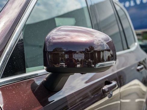 New 2026 Volvo XC90 T8 Plus w/ Protection Package Premier AWD/4WD image 15