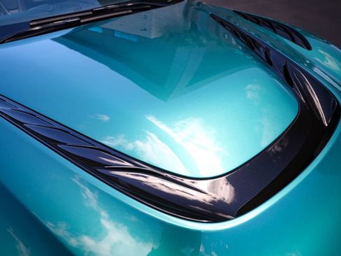 Used 2023 Aston Martin DBS Superleggera Volante image 17