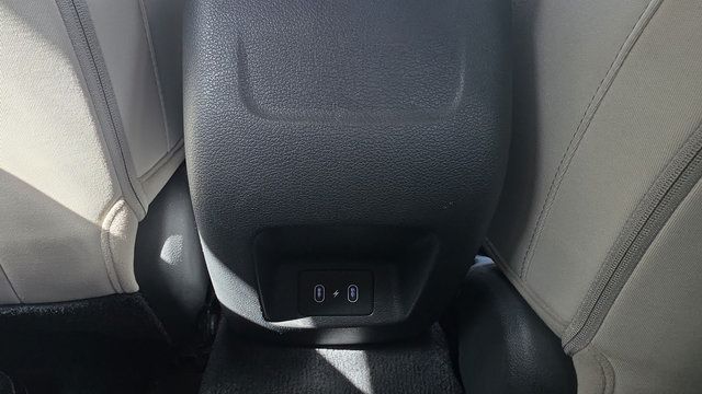 Used 2025 Hyundai Sonata SEL FWD image 12