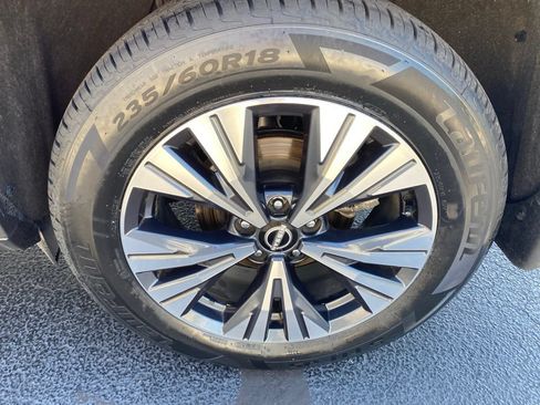 Used 2023 Nissan Rogue SV w/ SV Premium B Package FWD image 29