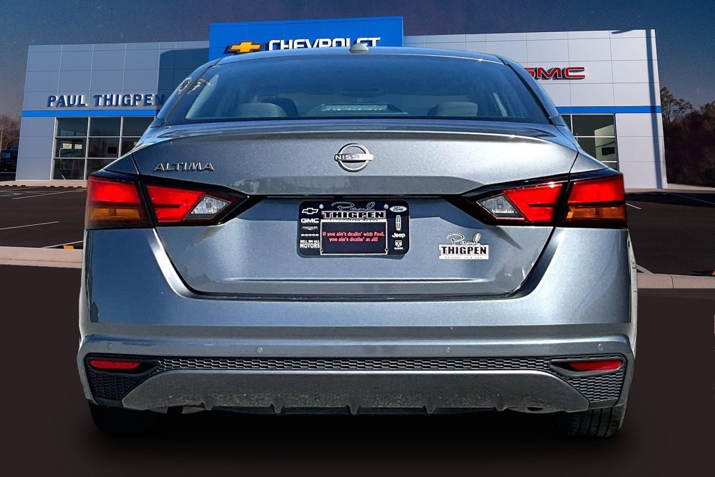 Used 2025 Nissan Altima 2.5 S FWD image 6