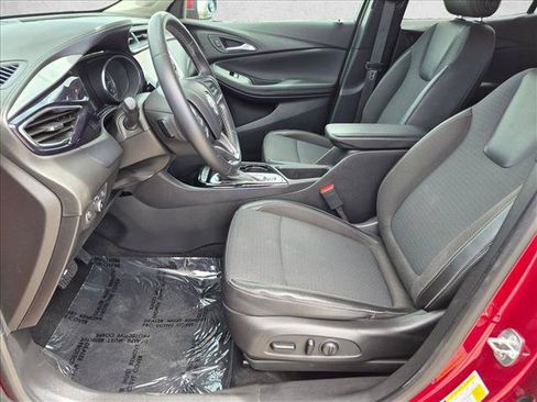 Used 2021 Buick Encore GX Preferred w/ Cold Weather Comfort Package AWD/4WD image 16