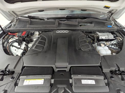 Used 2019 Audi Q7 3.0T Prestige w/ Prestige Package image 32