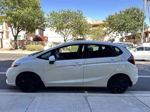 Used 2020 Honda Fit LX image 5