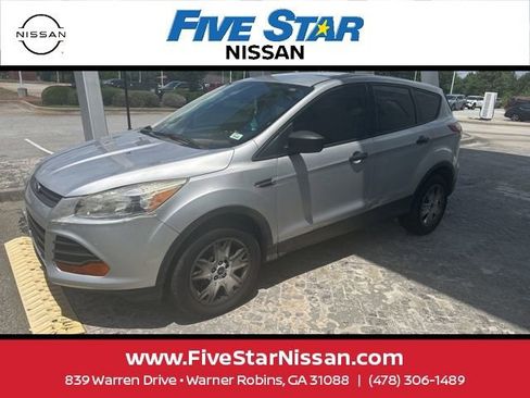 Used 2014 Ford Escape S FWD image 1