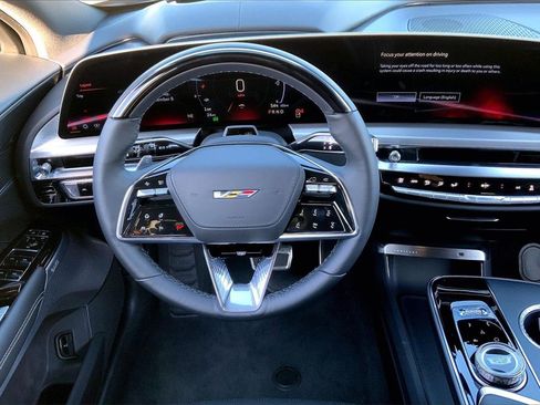 New 2026 Cadillac Lyriq V image 23