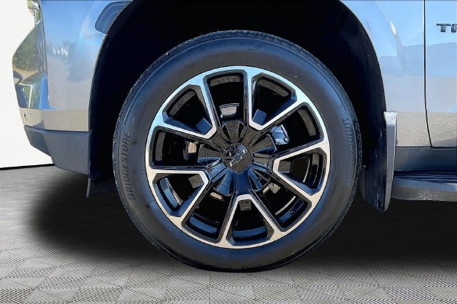 Used 2022 Chevrolet Tahoe RST w/ Luxury Package RWD image 23