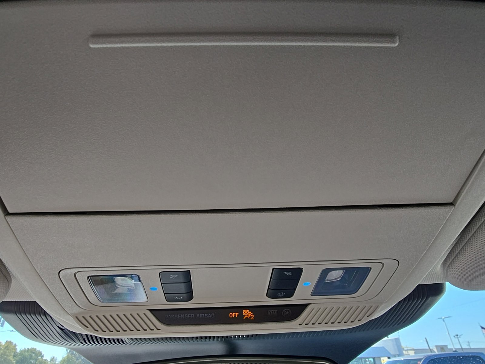 Used 2025 Ford Explorer Active RWD image 34
