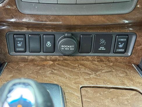 Used 2017 INFINITI QX80 4WD w/ Driver Assistance Package image 22