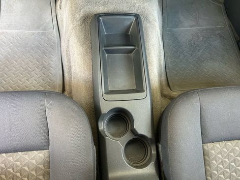 Used 2004 GMC Canyon SLE AWD/4WD image 13