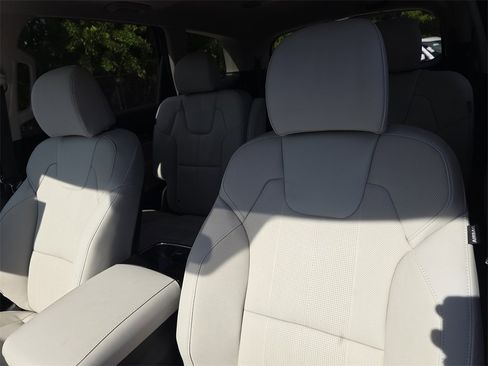 New 2025 Kia Telluride EX image 25