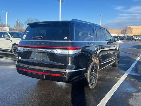 Used 2023 Lincoln Navigator L Reserve image 7
