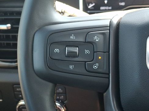 Used 2025 GMC Sierra 2500 AT4 w/ AT4 Premium Plus Package AWD/4WD image 21