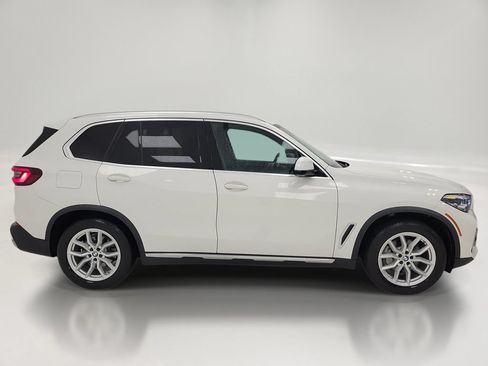 Used 2021 BMW X5 xDrive40i w/ Convenience Package AWD/4WD image 4
