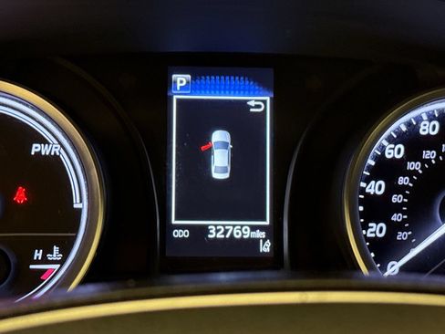 Used 2023 Toyota Camry LE FWD image 30
