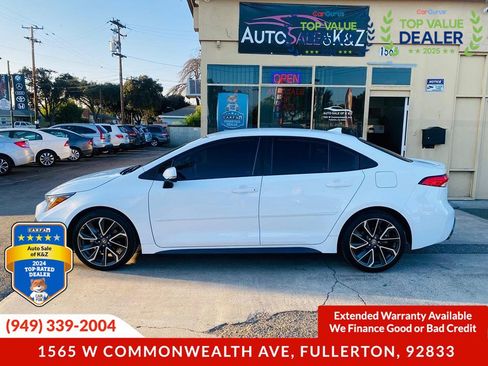 Used 2020 Toyota Corolla SE image 11