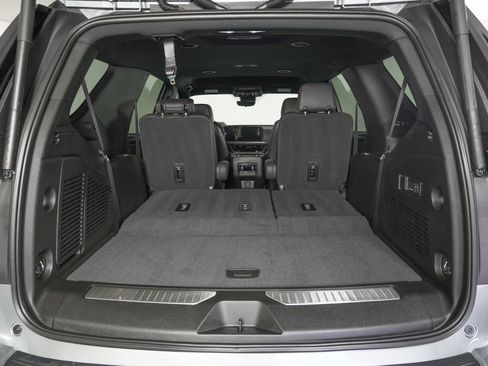 Used 2026 Chevrolet Tahoe RST w/ RST Performance Edition image 14