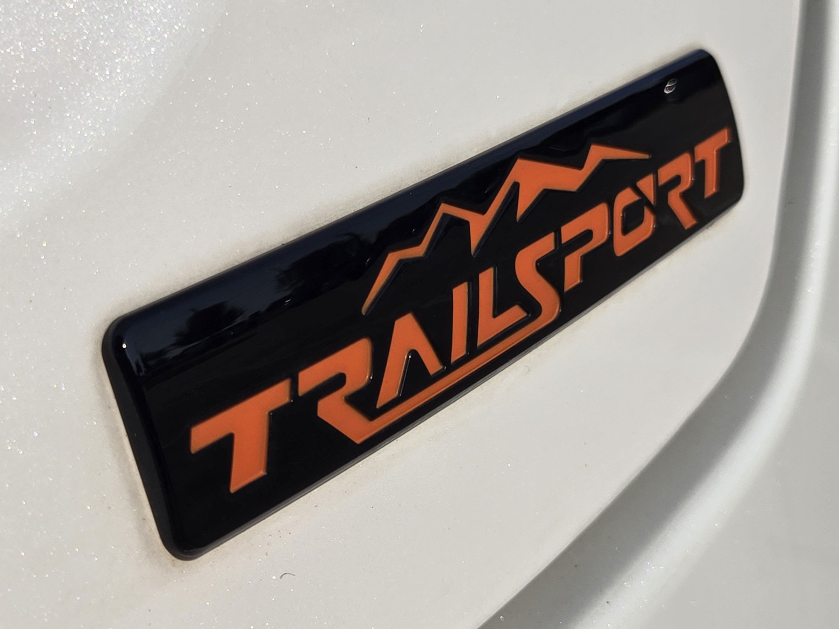 Used 2025 Honda Pilot TrailSport image 32