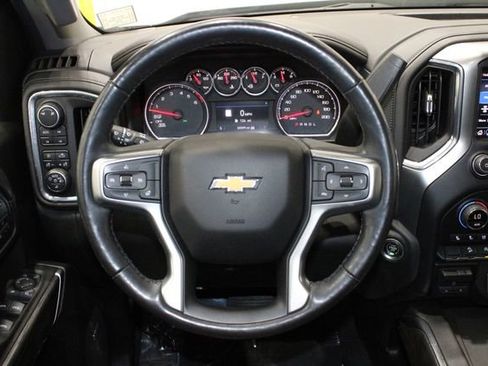 Used 2019 Chevrolet Silverado 1500 LTZ image 26