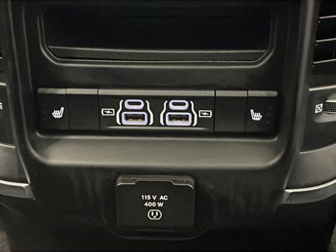 Used 2022 RAM 1500 Laramie AWD/4WD image 38