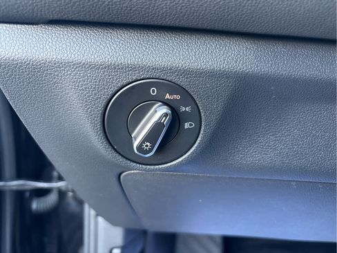 Used 2025 Volkswagen Jetta S image 16