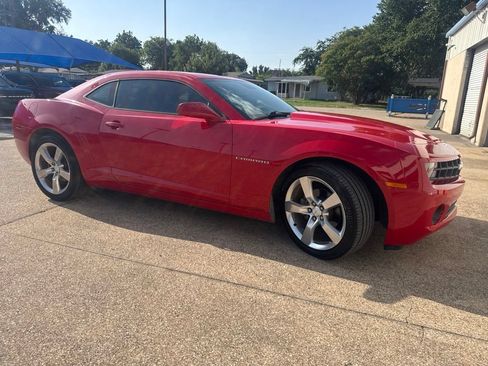 Used 2010 Chevrolet Camaro LT w/ RS Package RWD image 3