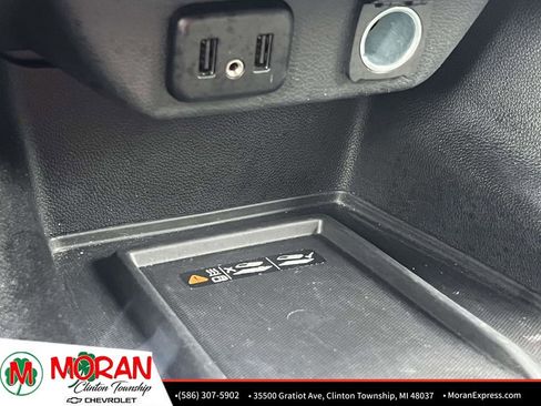 Certified 2023 Chevrolet Traverse LT FWD image 25