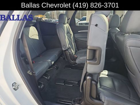 Certified 2021 Buick Enclave Essence w/ Experience Buick Package AWD/4WD image 28