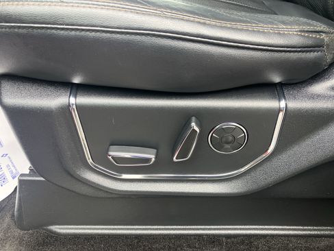 Used 2018 Ford Expedition Platinum AWD/4WD image 23
