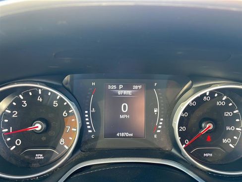 Used 2020 Jeep Compass Latitude w/ Cold Weather Group image 6