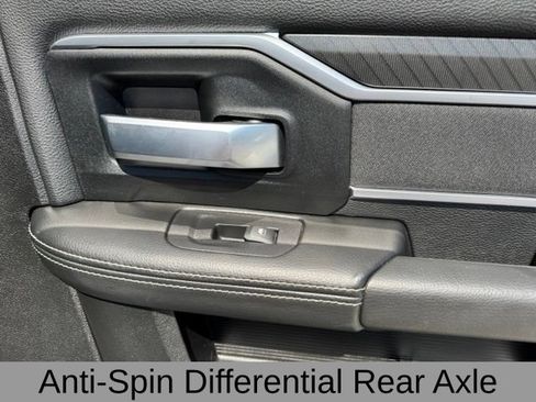 Certified 2025 RAM 2500 Big Horn AWD/4WD image 23