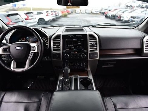 Used 2015 Ford F150 Lariat image 8
