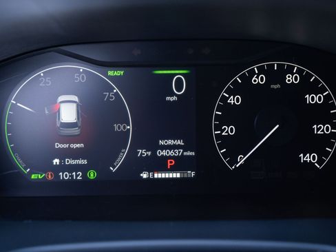 Certified 2023 Honda CR-V Sport image 35