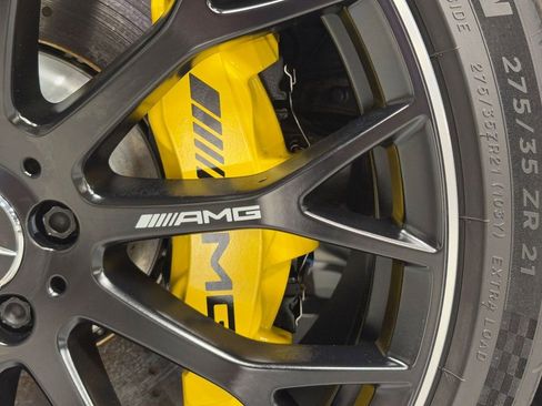 Used 2022 Mercedes-Benz SL 55 AMG SL 55 AMG w/ Driver Assistance Package image 42