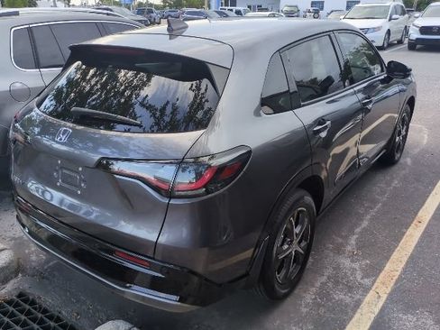 Used 2024 Honda HR-V EX-L image 2