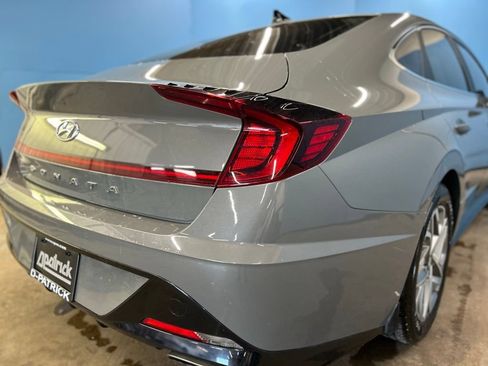 Used 2022 Hyundai Sonata SEL FWD image 11