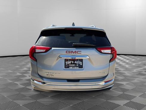 Used 2023 GMC Terrain Denali w/ Denali Premium Package image 4